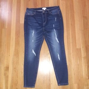 Ripped distressed jeans